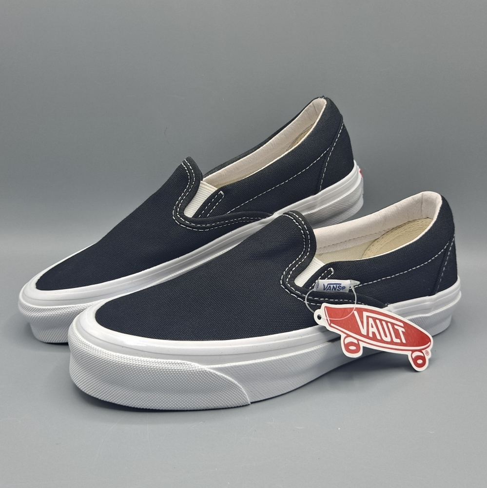 New Vans OG Classic Slip-On VAULT Canvas Black and True White Women's Size 6.5